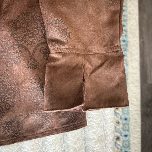 Brown Faux Suede Button-up by Kim Rogers - Picture 6 of 6